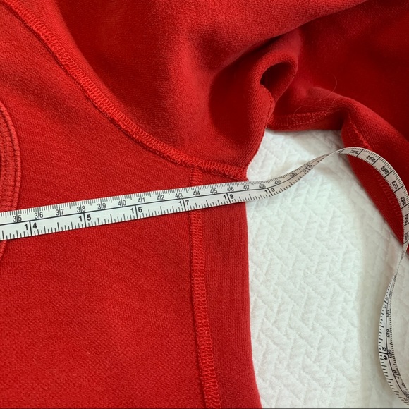 ♥️SOLD♥️Lululemon Red Scuba Hoodie EUC Size 6 - Picture 6 of 8